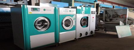 河北邢臺轉(zhuǎn)讓一套18年ucc干洗店設(shè)備二手干洗機水洗機等